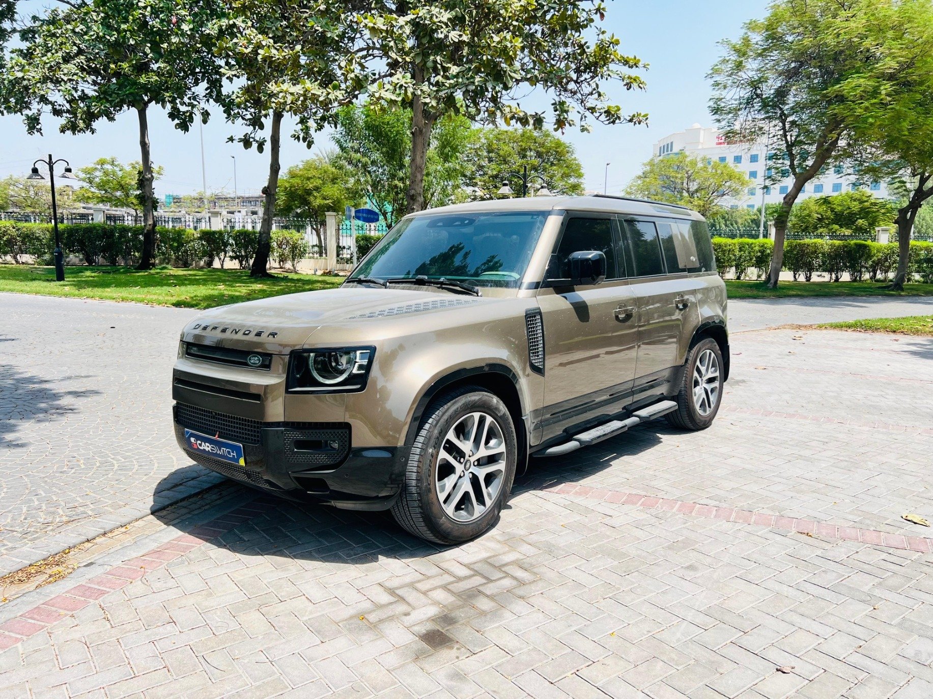 Used 2023 Land Rover Defender for sale in Dubai